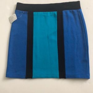 NEW Color Blocked Striped skirt NWT medium pull on
